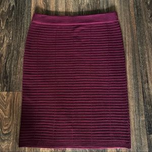 🍂🍁✨Loft Cranberry Stretch-Knit Ribbed Pencil Skirt M